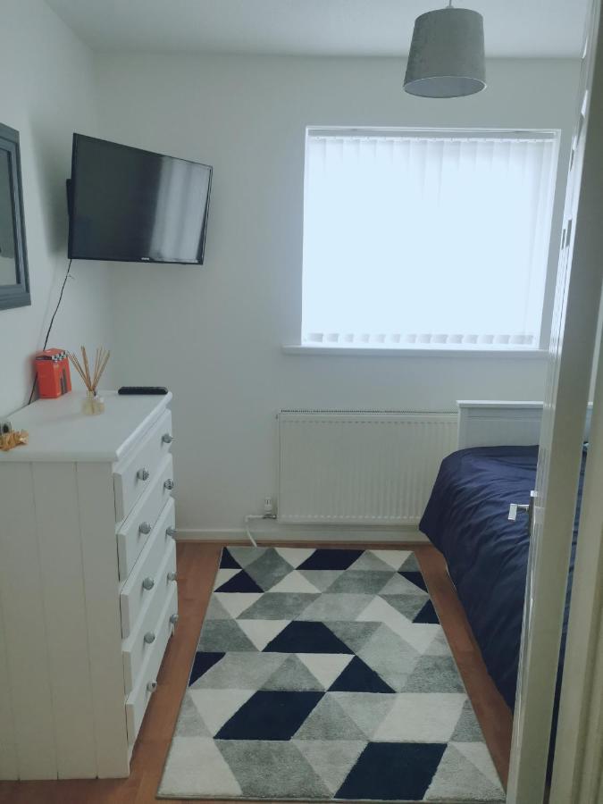 Room In A Friendly Home In A Quite Neighborhood Of Cardiff Ngoại thất bức ảnh